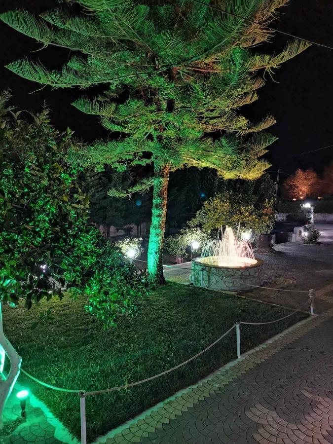 Sea Waves Apartments ネア・エピダヴロス エクステリア 写真