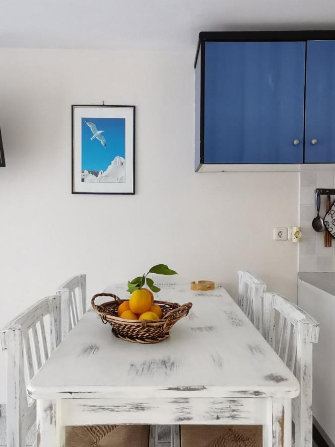 Sea Waves Apartments ネア・エピダヴロス エクステリア 写真