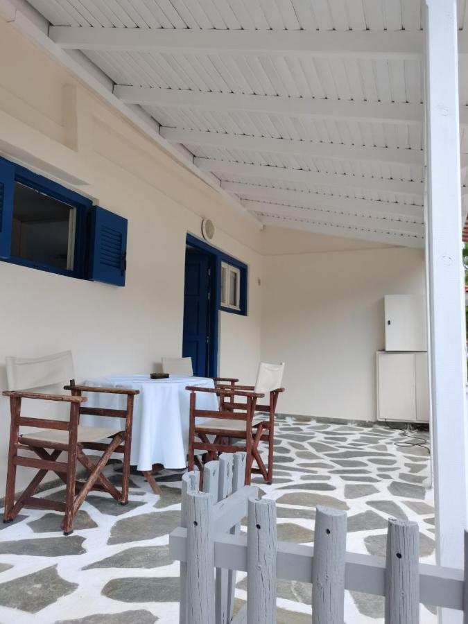 Sea Waves Apartments ネア・エピダヴロス エクステリア 写真